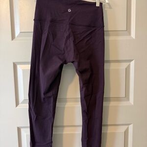 Lululemon Plum 7/8 Leggings - Size 6